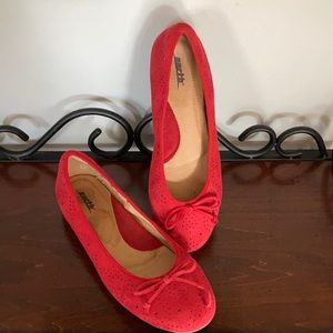 Earth Allegro Ballet Flat